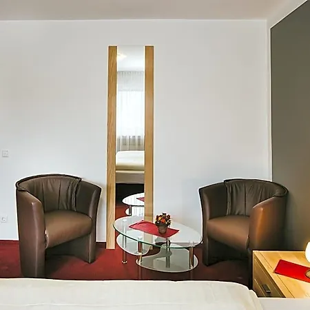 Schultes Hotel